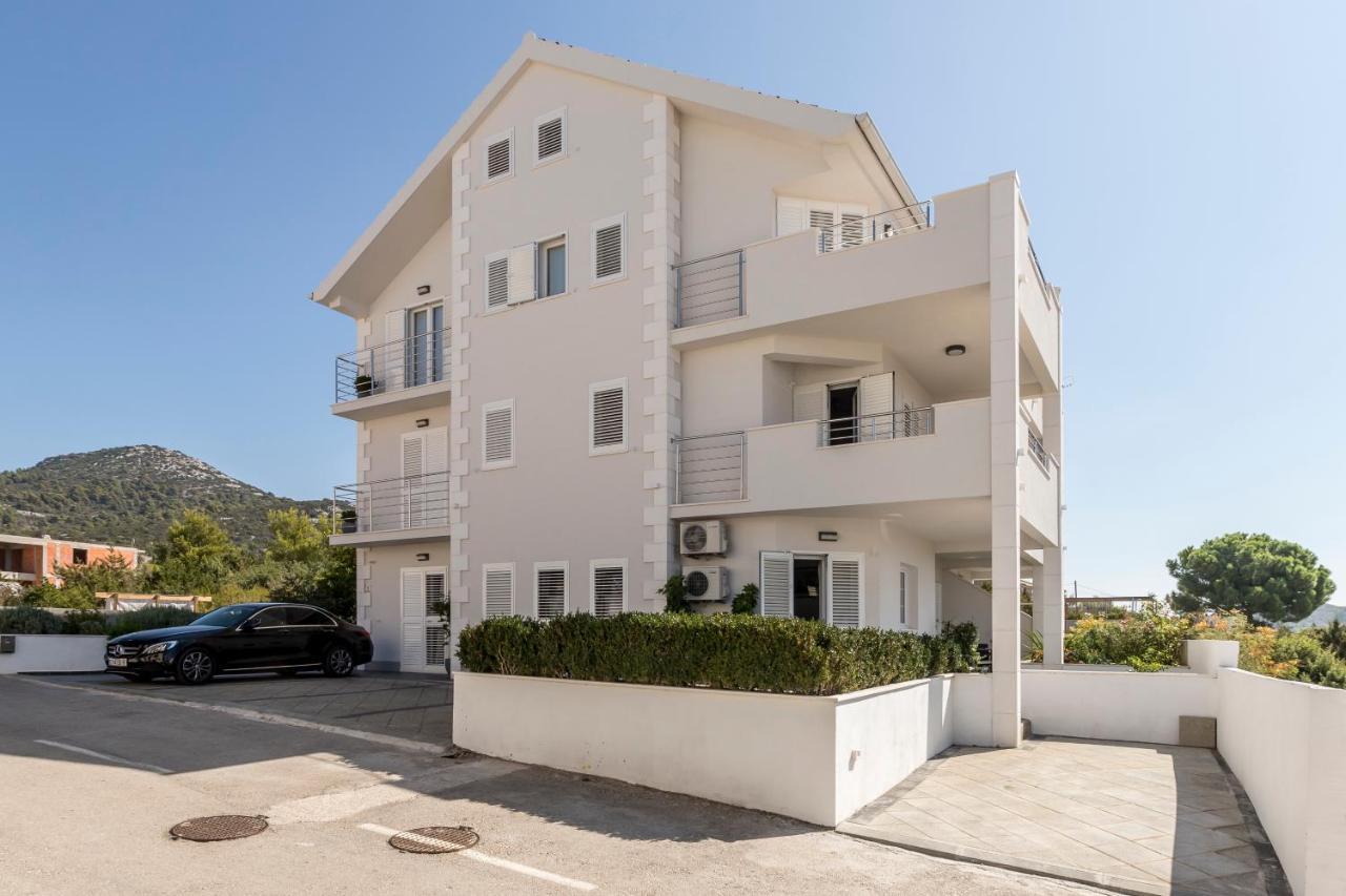 Hvar De Luxe Apartments 1 赫瓦尔 外观 照片